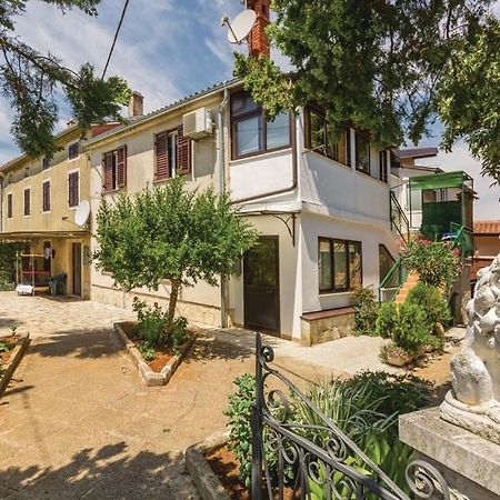 Apartments With A Parking Space Novigrad - 14408 Exterior foto
